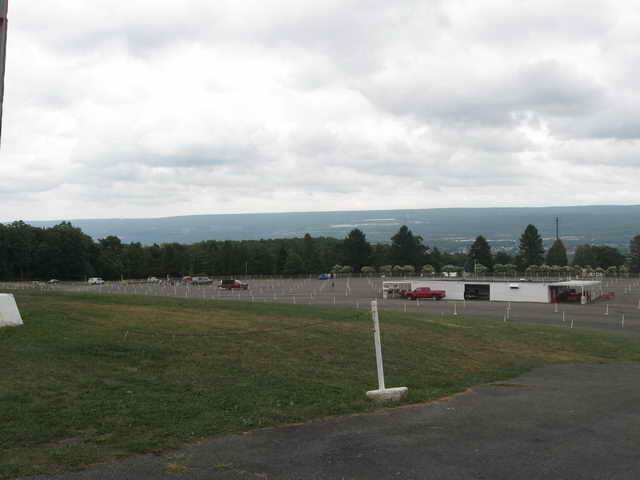 Circle Drive-In - 2014 Photo (newer photo)